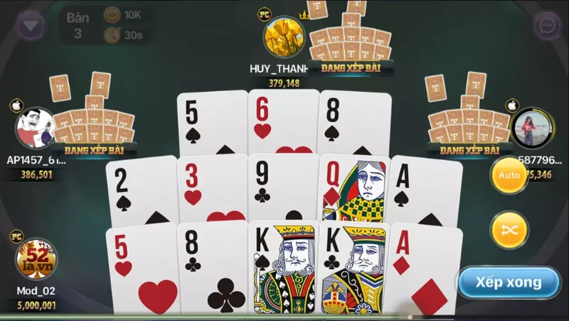 Mậu Binh có luật chơi tương tự như cách chơi Poker